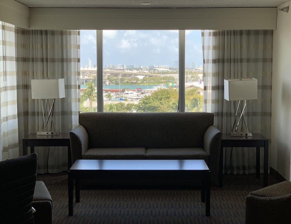 Holiday Inn Hotel Port Of Miami-Downtown By Ihg Buitenkant foto